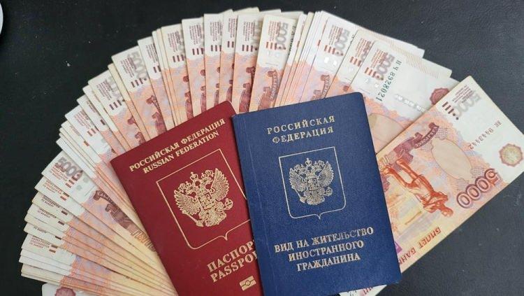 <p>Umuma mahsus pasaport hamilleri vizeye tabidir. Hususî ve hizmet pasaportu hamilleri her 180 günde 90 günü aşmamak şartıyla 30 gün süreyle vizeden muaftır.</p>
