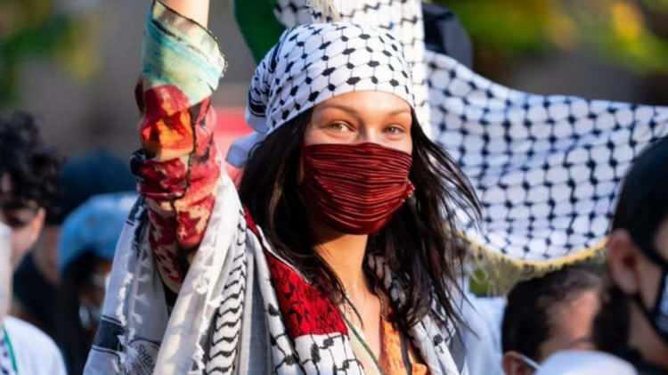 <p><strong>İsrail'in Filistinlilere uyguladığı zulüm karşısında sessiz kalmayan ve tepki gösteren 27 yaşındaki ünlü model Bella Hadid geçtiğimiz günlerde mesleğini bıraktığını duyurdu. </strong></p>
