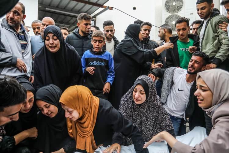 <p>Son verilere göre, İsrail ordusu ile Hizbullah arasında 8 Ekim 2023'ten beri devam eden çatışmalarda 287 Hizbullah mensubu, 56 Lübnanlı sivil, 18 Emel Hareketi, 13 Hamas, 12 İslami Cihad mensubu ile 7 İsrailli sivil ve 12 asker öldü.</p>
