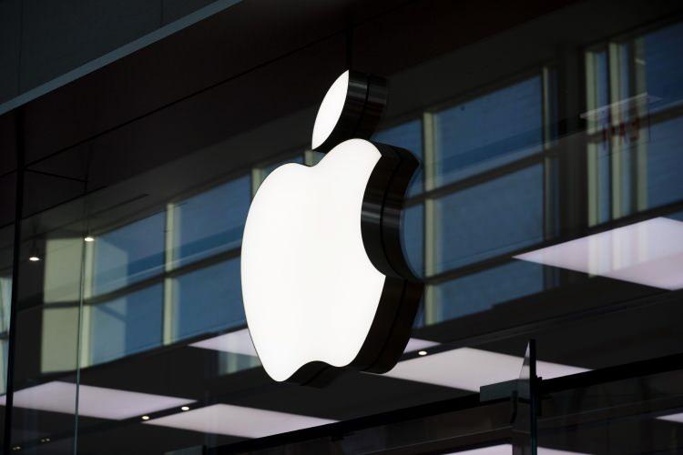 <p><strong><span style="color:#B22222">APPLE </span> | 600'DEN FAZLA ÇALIŞAN</strong></p>
<p> </p>
<p>Apple'ın araba ve akıllı saat ekranı projelerini sona erdirme kararları kapsamında California'da 600'den fazla çalışanını işten çıkardığı bildirildi.</p>