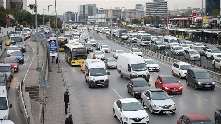 <p>Boğazkesen Caddesi İstiklal Caddesi istikameti trafiğe kapatılacaktır. (Defterdar Yokuşu girişi kapama noktası ile Yeni &Ccedil;arşı Cadde girişi kapama noktası)<br />
Defterdar Yokuşu Caddesi Cihangir istikameti trafiğe kapatılacaktır. (Boğazkesen Cadde kesişimi ile Sıraselviler Caddesi arası)<br />
Meclisi Mebusan Caddesi Dolmabah&ccedil;e ve Karak&ouml;y istikameti trafiğe kapatılacaktır. (Kadırgalar Caddesi kapama noktası ile Tophane ışıklar kapama noktası arası)<br />
Mebusan Yokuşu Caddesi Akyol Sokak trafiğe kapatılacaktır. (Akyol Taksi Durağı &ouml;n&uuml; Bolahenk Sokak kesişimi ile Cihangir Caddesi arası)</p>
