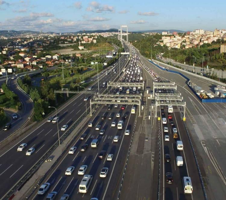 <p>Ihlamur Yıldız Caddesi<br />
Emirhan Caddesi<br />
Ayazma Dere Caddesi<br />
Yıldız Caddesi<br />
Palangalar Caddesi<br />
Balmumcu Şakir Kesebir Sokak<br />
B&uuml;y&uuml;kdere Caddesi Sarıyer istikameti</p>
