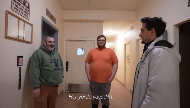 <p><span style="color:#0000CD"><em><strong>YouTube'da geniş bir hayran kitlesine sahip olan Ruhi Çenet de bu ilginç şehri ve binayı detaylı bir şekilde gezmişti. Tüm detayları izleyenleriyle paylaşan Çenet'in videosundan bazı kesitler...</strong></em></span></p>
