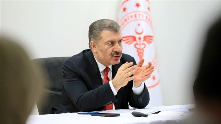<p>Onaylı randevu sistemindeki bu uygulamadan 65 yaş üstü hastalar ve kanser hastaları muaf tutulacak. Bu gruptaki hastalar, her zaman randevu alabilecek.</p>
<p> </p>