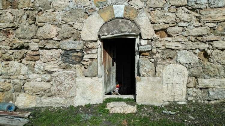 <p><strong>Tuzhisar Kilisesi olarak da anılan tarihi yapıya, yurt dışından ünlü sanatçıların da talip olduğu bildirildi.</strong></p>

<p> </p>
