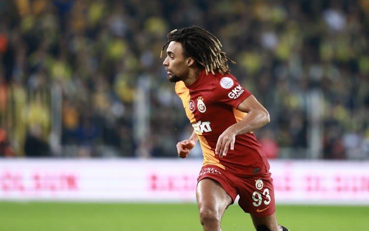 <p>Sacha Boey, önümüzdeki sezon yeniden Galatasaray forması giyeceği iddia edildi.</p>
