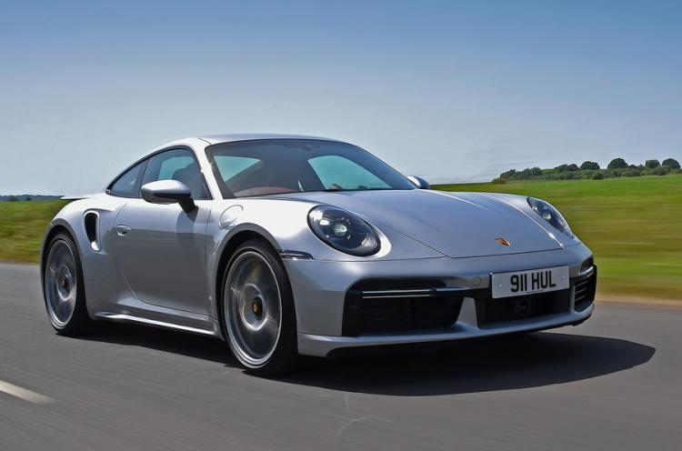 <p><strong><span style="color:#B22222"> PORSCHE 911 TURBO S (992)</span> | 2.1 SANİYEDE</strong></p>