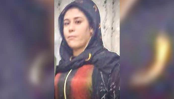 <p>Cep telefonuna yansıyan görüntülerde maganda kurşunuyla yaralanan Özdemir için jandarma ve sağlık ekiplerine haber verildi.</p>