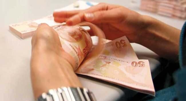 <p>Bu yıl emekli olup bildirimde bulunan EYT'liler ise gelecek yıl itibariyle vergiden muaf olacak.</p>