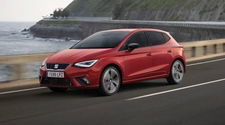 <p><strong>10 - SEAT IBIZA |</strong></p>
<p> </p>
<p>Listemizdeki araçların biri hariç tamamı benzinli modeller. 10’uncu sırada ise Seat’ın 1.0 EcoTSI motorlu 110 beygir güç üreten Ibiza modeli bulunuyor. </p>