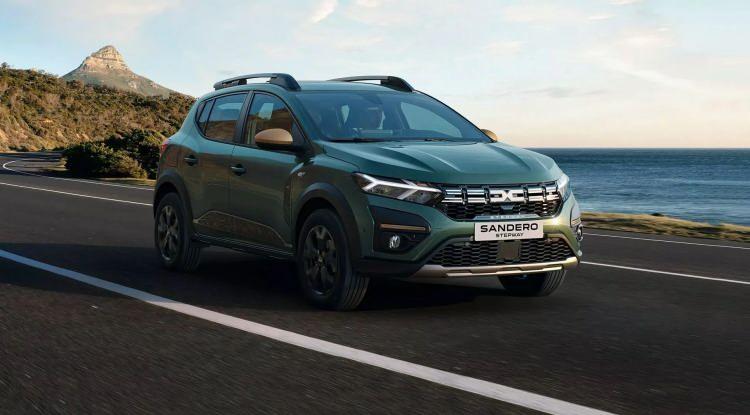 <p>Çok amaçlı modüler tavan barları sayesinde port bagaj veya bisiklet taşınabilen, katlanabilir arka koltuklar ile daha geniş bir bagaj hacmi de sunan model, 90 beygirlik 1 litre hacimli motora sahip. <strong>Aracın fiyatıysa 1.066.000 TL.</strong></p>
