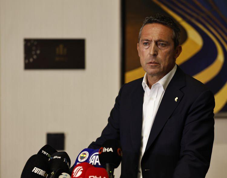 <p>İki başkan adayının da Mourinho'nun taleplerini düşüneceği ve Portekizli teknik direktörün maaş talebi konusunda  daha makul seviyelere inmesi durumunda da haziran seçimlerinin ardından resmi adımları atacağı belirtildi.</p>
