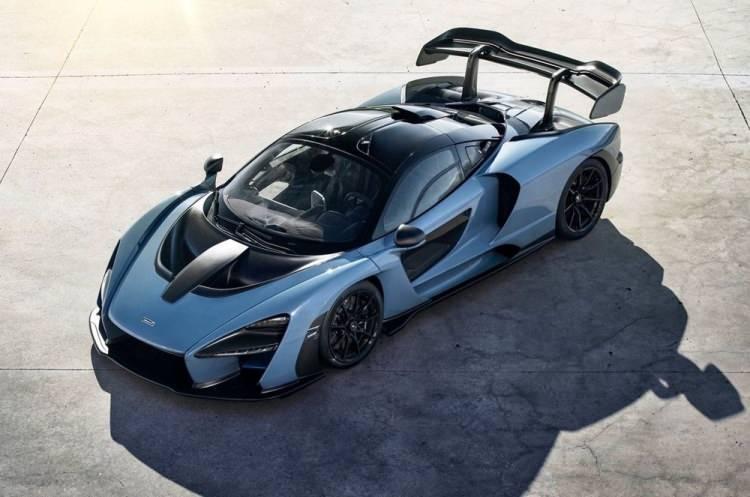 <p><strong>McLaren Senna |</strong></p>
<p> </p>
<p>Aerodinamik ve hafif karbon fiber yapısı sayesinde yaklaşık 1.200 kilogram ağırlığında olan model, 789 bg güç ve 800 Nm üreten 4,0 litrelik çift turbolu V8'le donatılmış.</p>