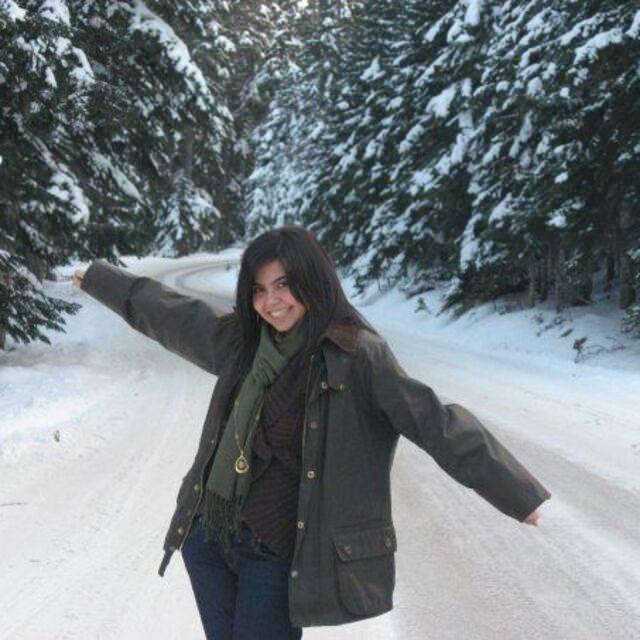 <p>RESİM YAPIYORMUŞ</p>
<p>Koğuştaki, 3 numaralı odada yani Garipoğlu'nun intihar ettiği iddia edilen odada yapılan aramada, boş resim tuvali, boyalar, yatağı bulunmayan boş bir ranza ve üstünde bazı eşyalar yer alıyordu.</p>