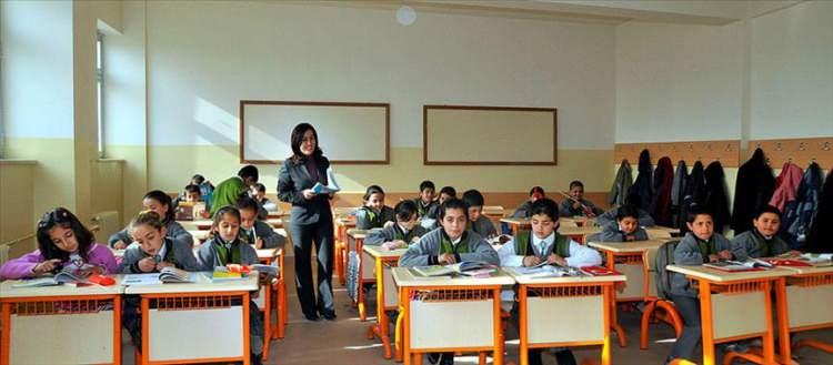 <p><strong>Denizcilik / Gemi Yönetimi 2 kontenjan: Taban puan 50</strong></p>
