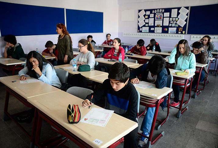 <p><strong>Radyo-Televizyon 2 kontenjan: Taban puan 50</strong></p>

<p> </p>
