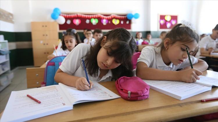 <p><strong>Sağlık Bilgisi 17 kontenjan: Taban puan 50</strong></p>

<p> </p>
