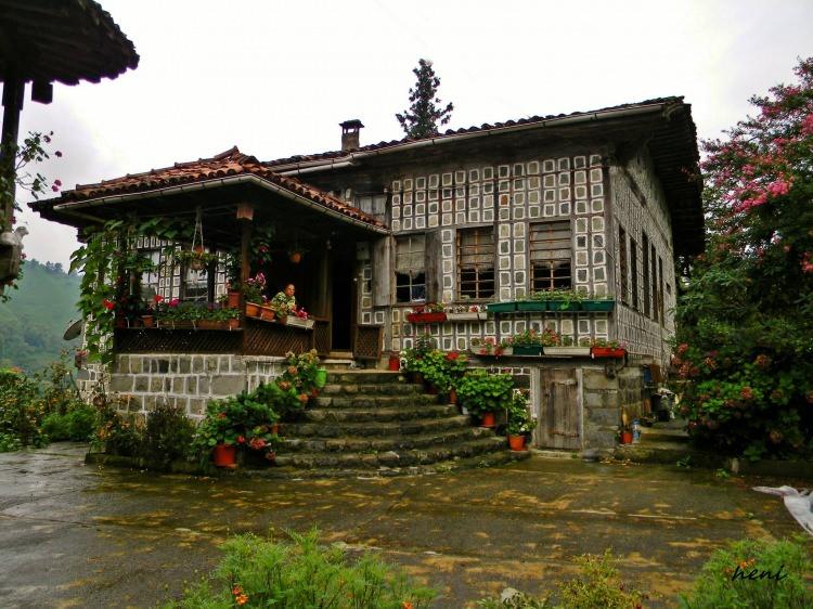<p>Türkiye onlarca tarihi köy ve ilçeye sahip... </p>
