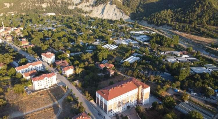 <p>1 - Bostanbükü Köyü:</p>
<p>Karabük, 6.776,</p>
<p> </p>
<p> </p>