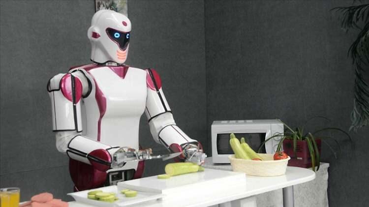 <p><strong>ROBOT STOKUNDA 18'NCİ SIRADA</strong><br />
</p>