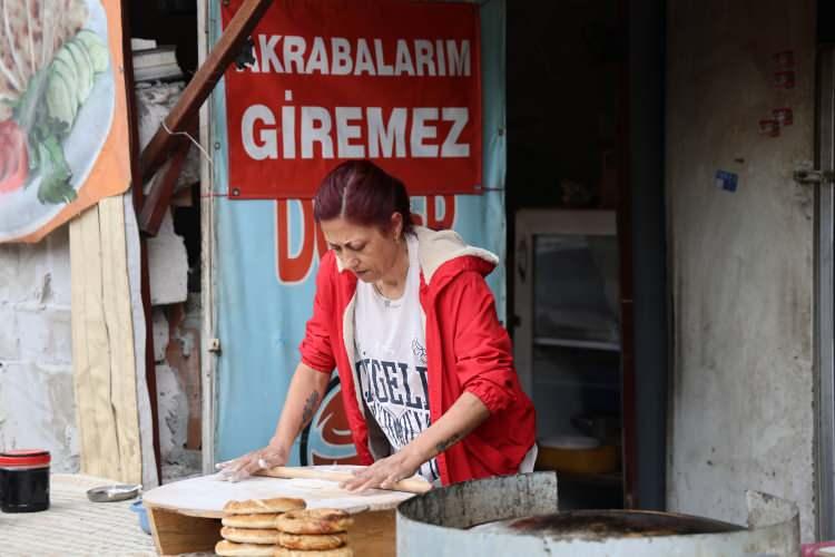 <p>Öte yandan Şahin Ataban, yazıyı görenler tarafından olumlu tepkiler aldığını da belirtti.</p>

<p> </p>
