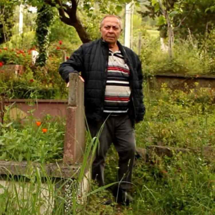<p>"Ben bunu trafik polisi arkadaşlara sordum, 'Kullanmazsan iyi olur' dediler. Arkadaşlarımla gideceğim yere gidiyorum, kendi aracımla 10 dakikada halledeceğim işi, 1,5 saatte hallediyorum. Evimin </p>