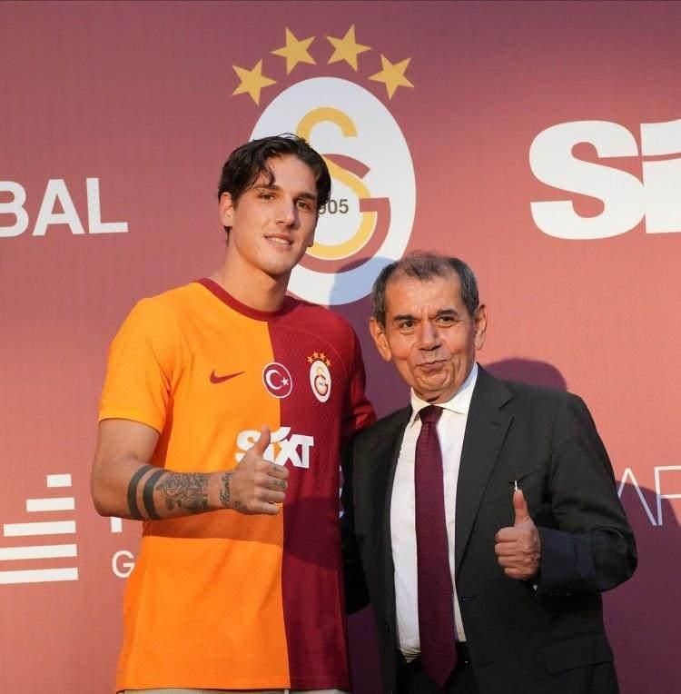 <p><strong>"ZANİOLO'NUN DÖNMESİ ÇOK ZOR"</strong></p>

<p>Spalletti açıklamasında, "İlk olarak Nicolo Zaniolo'yla konuştuk. Onun geri dönmesi çok zor, hatta bu ihtimali göz ardı ediyorum." dedi.</p>

<p> </p>
