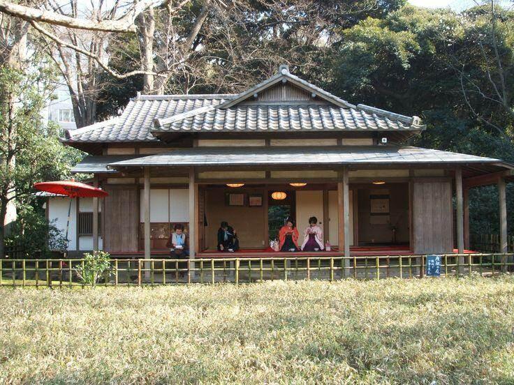 <p>Genç nüfusun yaşlanması ve kırsal nüfusun giderek azalması ülke için tehdit edici bir seviyeye ulaşınca, Japonya hükümeti bir proje geliştirdi: <strong>Akiya projesi</strong>.</p>
