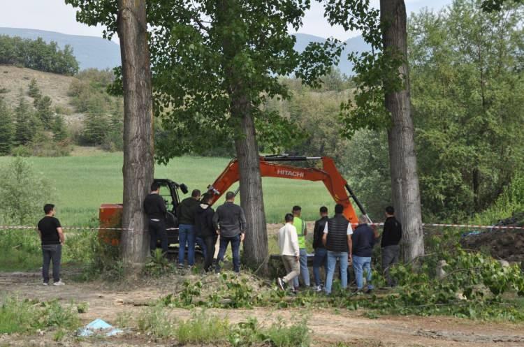 <p>Bolu'nun Mudurnu ilçesinde Halk Eğitim Merkezi tarafından verilen ekskavatör operatörlüğü kursunda son eğitimler tamamlandı. </p>