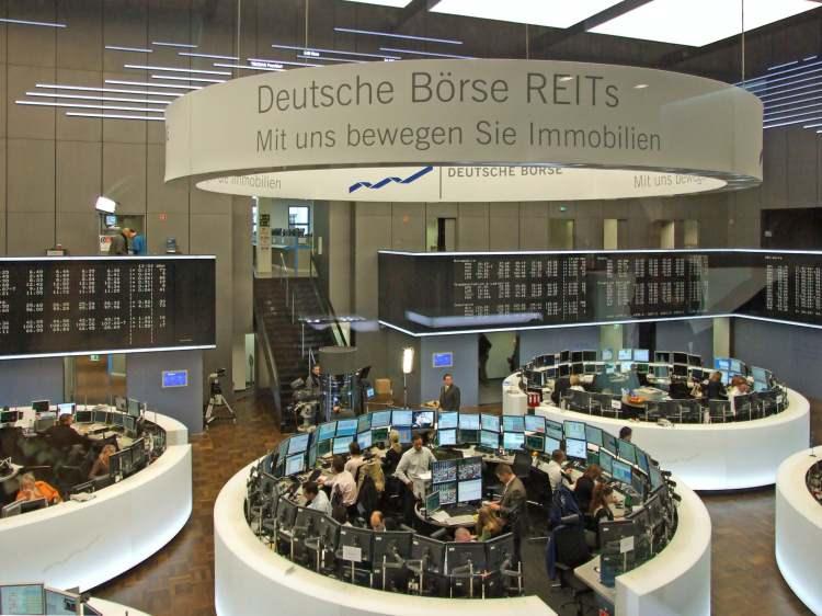 <p><strong><span style="color:#B22222">12)  DEUTSCHE BOERSE AG  | </span> ALMANYA</strong></p>
