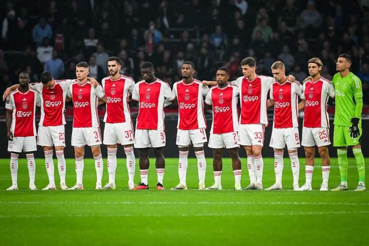 <p>* Ajax / Hollanda</p>
