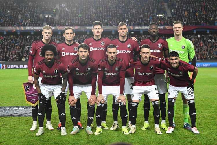 <p>* Sparta Prag / Çekya</p>