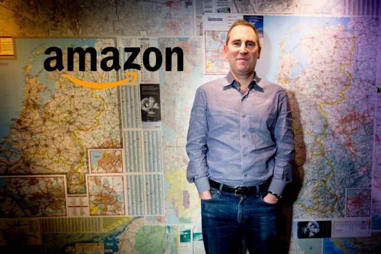 <p><span style="color:#B22222"><strong>1.3 MİLYON DOLAR TAZMİNAT</strong></span></p>

<p> </p>

<p>Amazon CEO'su Andy Jassy'nin 2023 yılı tazminatı, şirketin son vekalet raporuna göre 1,3 milyon dolardı. Buna 365.000 dolar maaş ve güvenlik düzenlemeleri için 992.764 dolar dahildir.</p>
