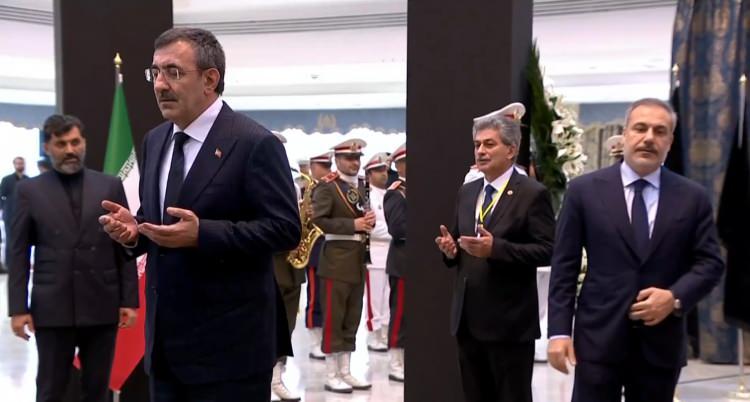<p>TÜRK HEYETİ REİSİ'NİN CENAZE MERASİMİNDE</p>