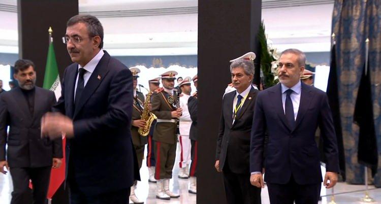 <p>TÜRK HEYETİ REİSİ'NİN CENAZE MERASİMİNDE</p>