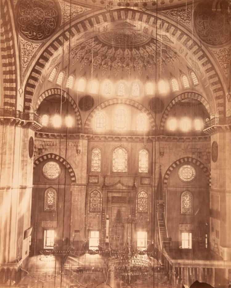 <p><strong>Süleyman Camii'nin iç görüntüsü</strong></p>
<p> </p>