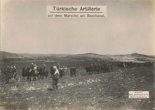 <p>Süveyş Kanalı'nda Türk topçularının ateşi</p>
<p> </p>