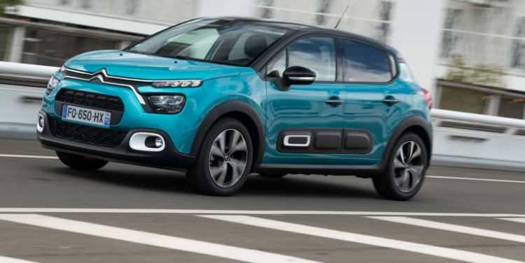 <p><strong>CITROEN  |</strong></p>

<p>Fransız otomobil üreticisi Citroën, mayıs ayı kampanyası kapsamında C3 modelini 200 bin TL için 12 ay vade ve yüzde 1,99 faizli kredi olanakları ile satışa sunuyor.</p>
