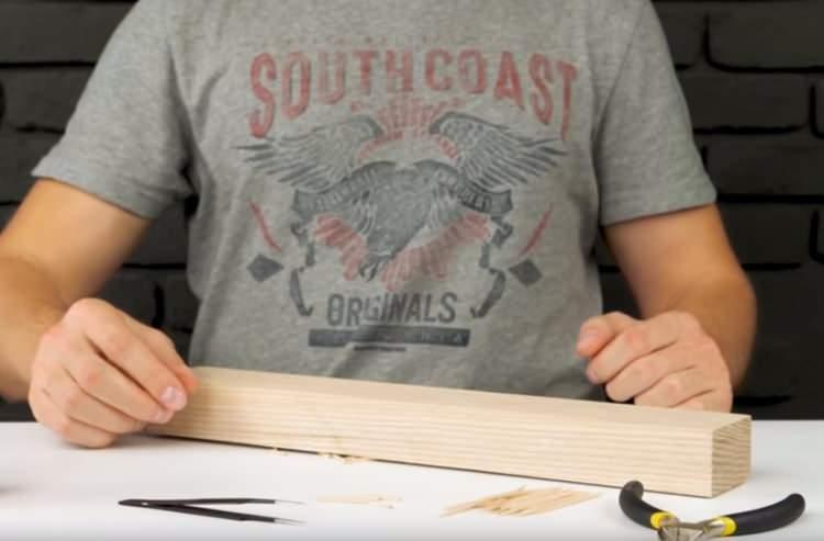 <p>Bulgar m&uuml;hendis aldığı tahta par&ccedil;alarını &ouml;yle bir şeye &ccedil;evirdi ki g&ouml;renler şaşkınlığını gizleyemedi. Toplam 200 saate inanılmazı başaran m&uuml;hendisin o anları sosyal medyayı salladı. İşte o g&ouml;r&uuml;nt&uuml;ler...</p>

<p>&nbsp;</p>
