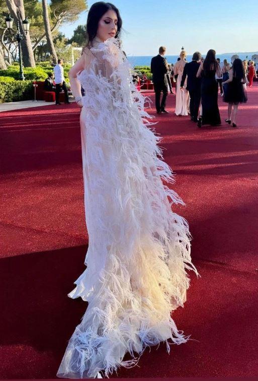 <p><strong>NEVBAHAR KO&Ccedil;</strong></p>

<p><strong>Fenerbah&ccedil;e Spor Kul&uuml;b&uuml; Başkanı Ali Ko&ccedil;'un eşi Nevbahar Ko&ccedil; &uuml;nl&uuml; şarkıcılar Cher ve Demi Moore'nin ortaklaşa d&uuml;zenlediği etkinliğe &ouml;zel davetli olarak katıldı.</strong></p>
