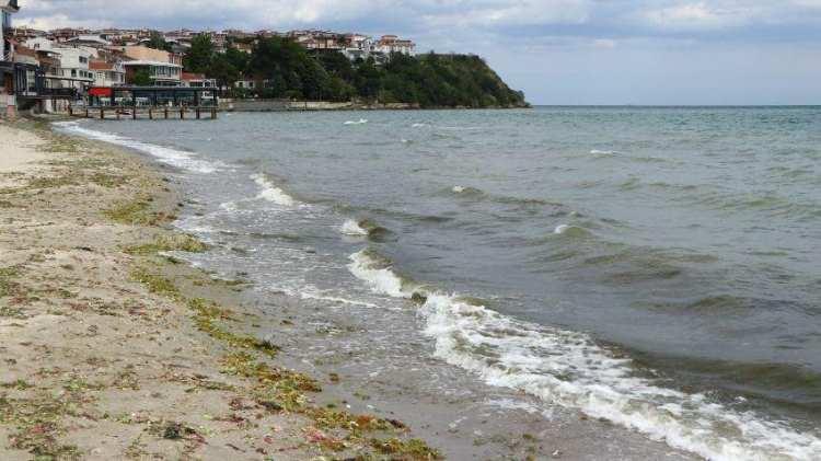 <p>Prof. Dr. Emre Özşahin, Tekirdağ, Edirne ve Kırklareli'nin yer aldığı Trakya Yarımadası ile ilgili korkutan açıklamayı yaptı.</p>

<p>​</p>
