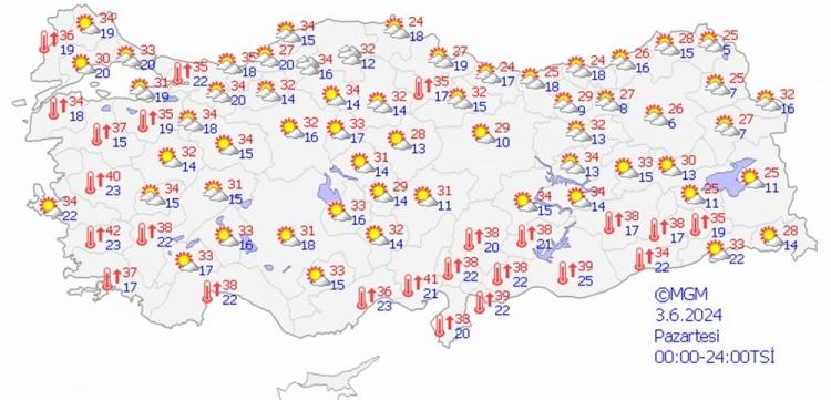 <p>Kozan’da bir günde aşırı sıcak hava ile karşılaştıklarını kaydeden Sultan Sarraf ise hissedilir sıcağın 40 derece üzeri olduğunu kaydederek ailesi ile birlikte su kaynaklarına geldiklerini ifade etti.</p>
