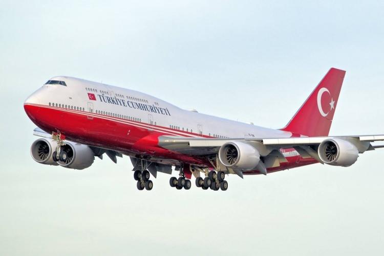 <p><strong>BOEING 747 8I - 1136 KM/S</strong></p>

<p> </p>
