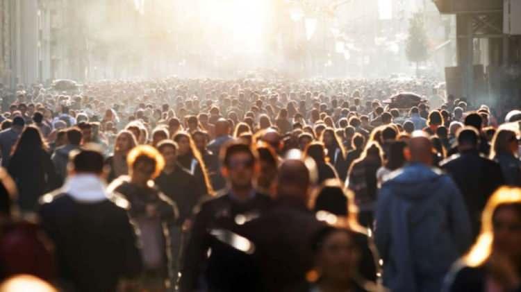 <p>En yüksek çocuk nüfus oranına sahip il yüzde 44,4 ile Şanlıurfa, en düşük olduğu il yüzde 16,5 ile Tunceli olarak kayıtlara geçti.</p>