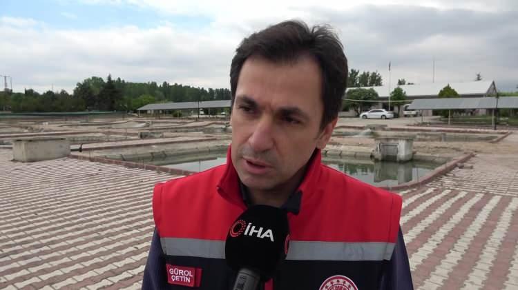 <p>Son iki yılda üretilen 21 bin 500 adet Mersin balığının Karadeniz’in akarsularla birleştiği Samsun, Sinop ve Sakarya’nın da aralarında olduğu şehirlere dağıtıldığını hatırlatan Gürol Çetin, </p>