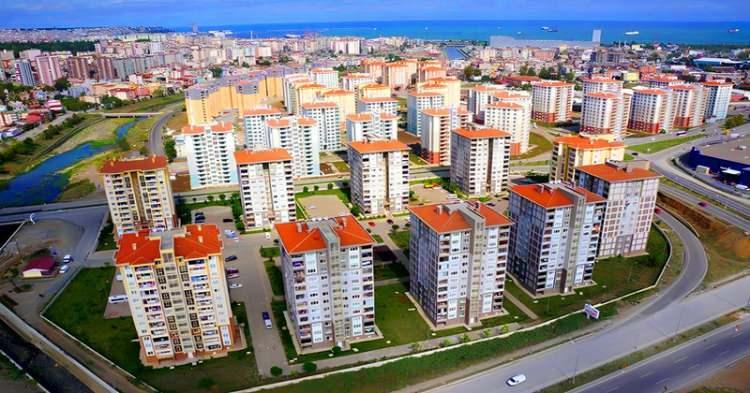 <p><span style="color:#B22222"><strong>VATANDAŞLAR KONUTLARINI NEDEN SATIYOR?</strong></span></p>
<p> </p>
<p>Bu kapsamda özellikle mal sahiplerinin taşınmazları elden çıkarmalarının birden fazla nedeni var.</p>