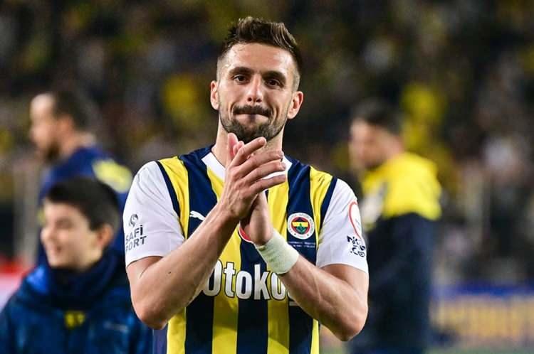 <p>10- Dusan Tadic (Fenerbahçe)</p>