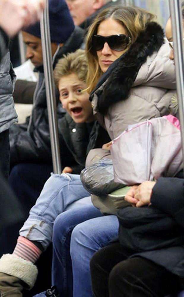 <p><strong>Sarah Jessica Parker</strong></p>

<p> </p>
