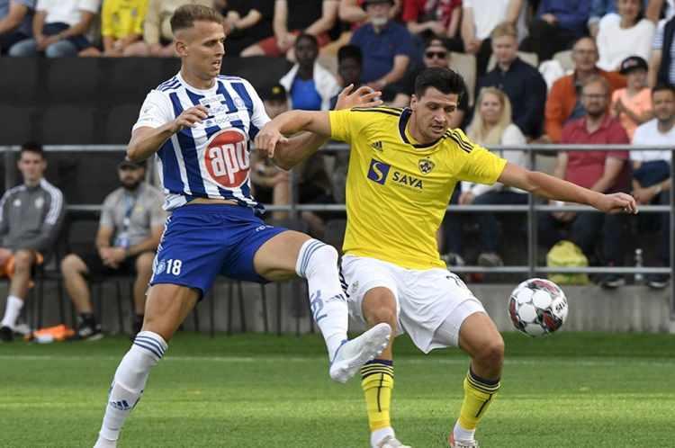 <p>*** Sloven ekibi Maribor'un seri başı veya rakip olup olmayacağı ise perşembe günü İsrail Kupası şampiyonuna göre netlik kazanacak.<br />
<br />
Eğer Hapoel Beer Sheva, maçını kazanırsa Maccabi Petah Tikva rakipler arasına eklenecek.</p>