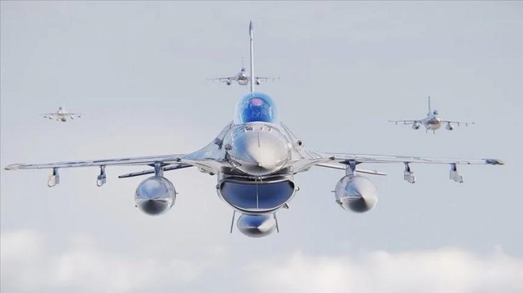 <p>ASELSAN'ın geliştirdiği Milli Görev Bilgisayarı ile uçan F-16 ÖZGÜR, 15.000 feet irtifadan LGK-82 ve LGK-84 ile test atışları gerçekleştirdi.</p>
